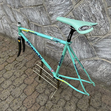 Load image into Gallery viewer, Bianchi Chromo Lite Reparto Corse
