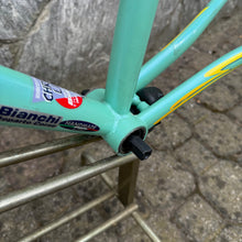 Load image into Gallery viewer, Bianchi Chromo Lite Reparto Corse
