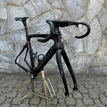 Load image into Gallery viewer, Pinarello Dogma F100 Limited Edition
