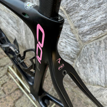 Load image into Gallery viewer, Pinarello Dogma F100 Limited Edition
